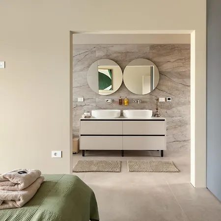 Modern Tia Ii With Outdoor Pool In Porec *