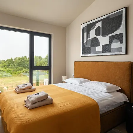 Villa Modern Tia Ii With Outdoor Pool In Porec Nova Vas (Porec)