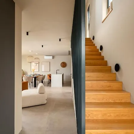 Modern Tia Ii With Outdoor Pool In Porec *