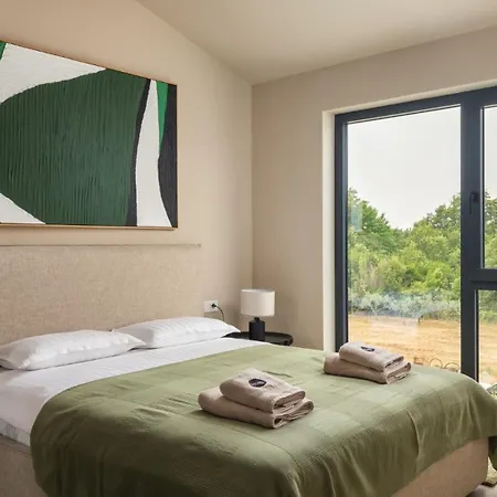 Modern Tia Ii With Outdoor Pool In Porec Нова-Вас